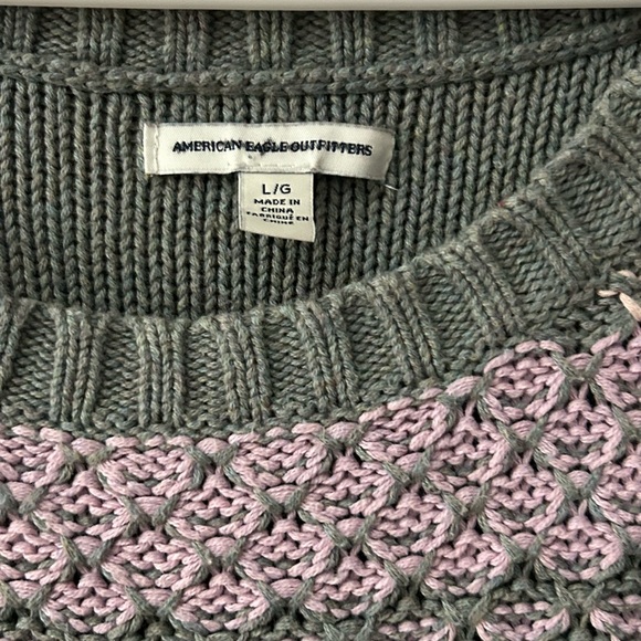 American eagle outfitters sweater size Large - Picture 7 of 8
